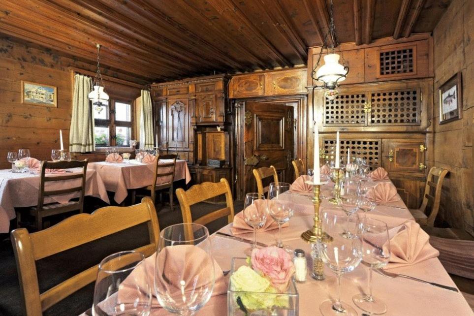 Hotel Arturo Celerina/Schlarigna ภายนอก รูปภาพ
