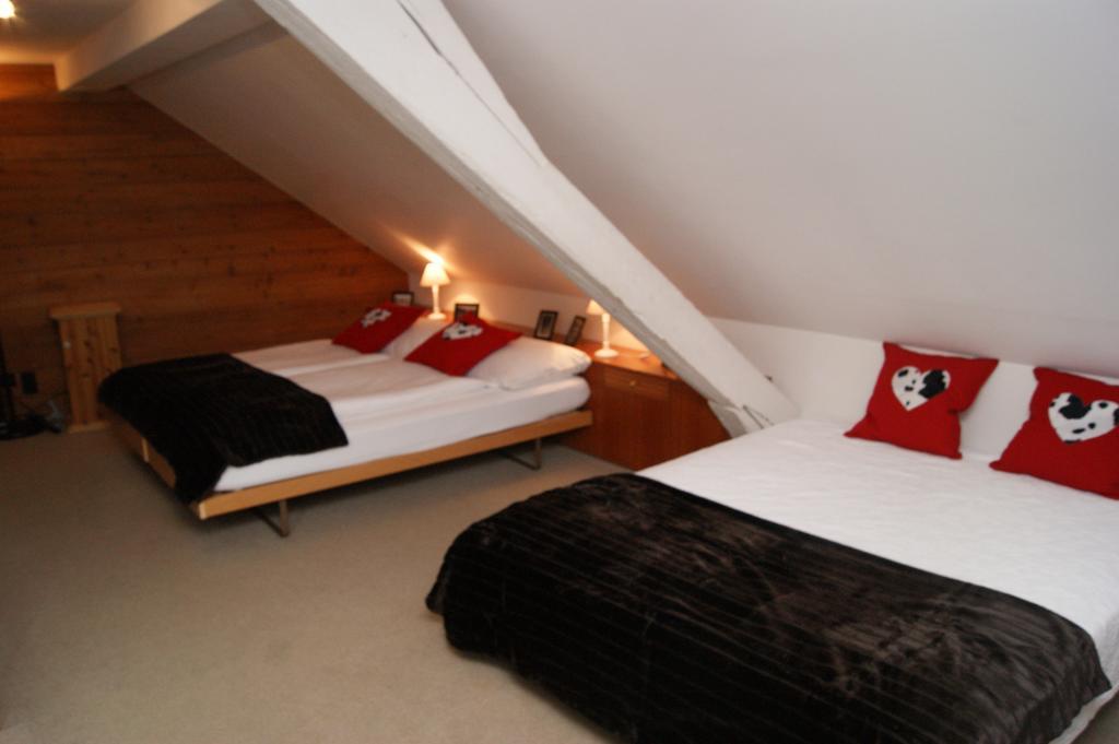 Hotel Arturo Celerina/Schlarigna ภายนอก รูปภาพ