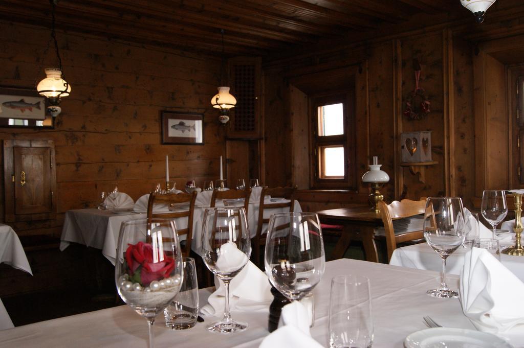 Hotel Arturo Celerina/Schlarigna ภายนอก รูปภาพ