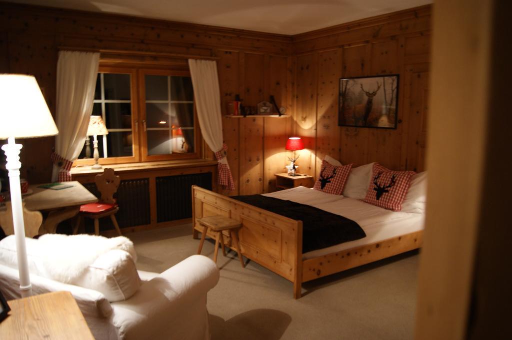 Hotel Arturo Celerina/Schlarigna ภายนอก รูปภาพ